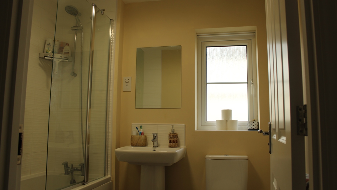 Bathroom LS