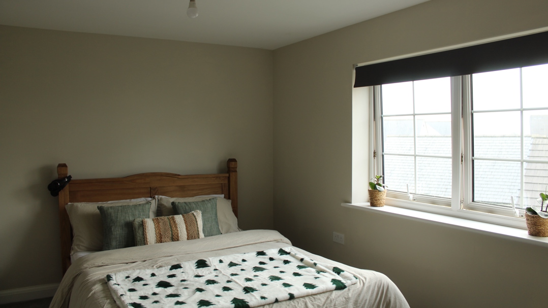 Bed LS Darker