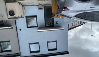 Front Of House Pic 1
