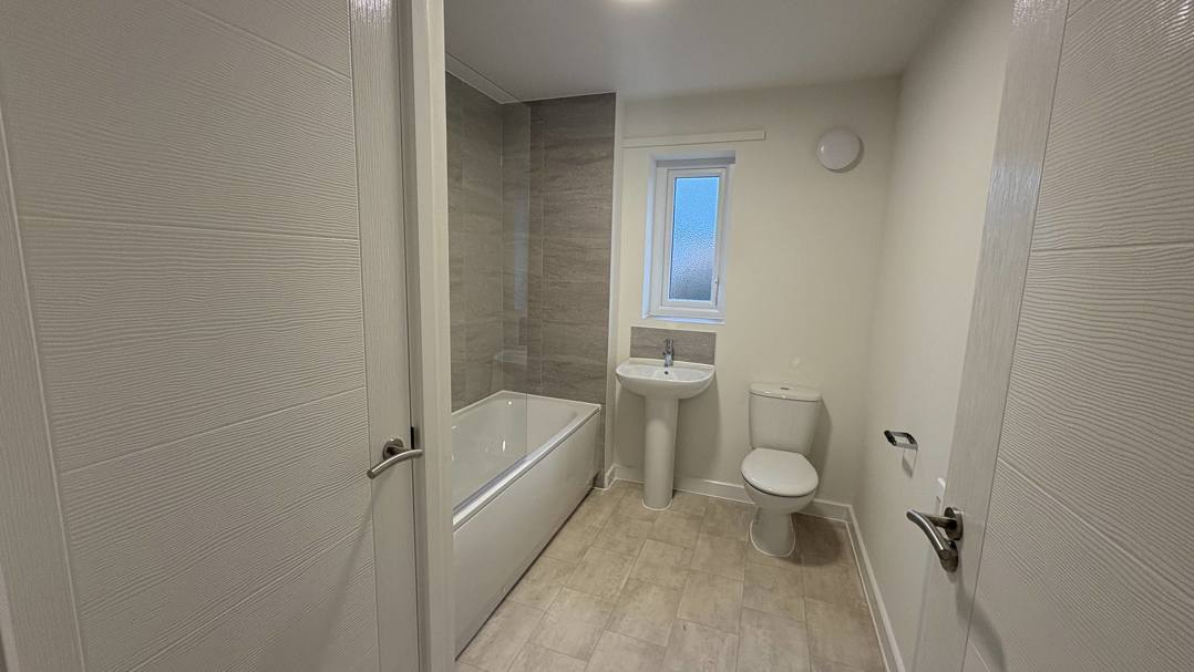 Bathroom The Sutherland