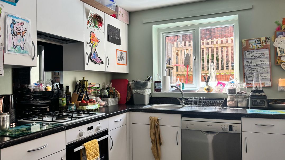 Kitchen 2